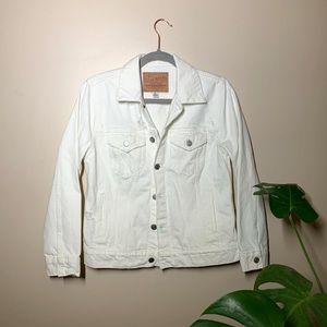 NWOT Lucky Brand white denim jacket | size M